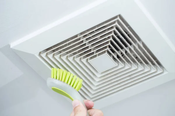 Air duct sanitizing services